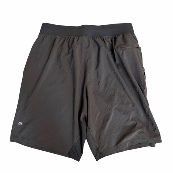 Lululemon T.H.E. Short *Linerless 9" Updated Size Large - Picture 4 of 10